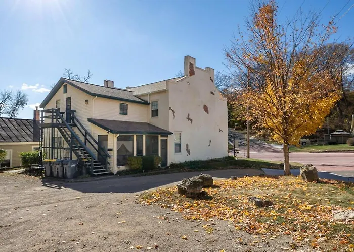 Briarstone Unit 4 Apartment Galena