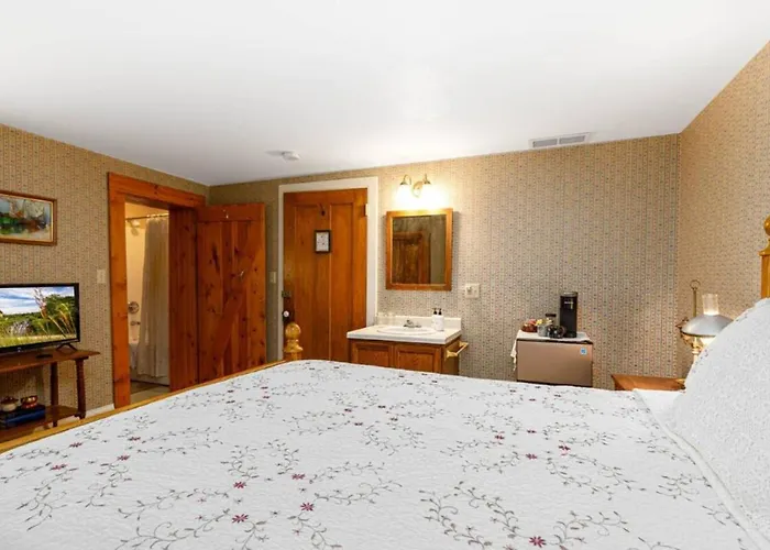 Apartment Briarstone Unit 4 *